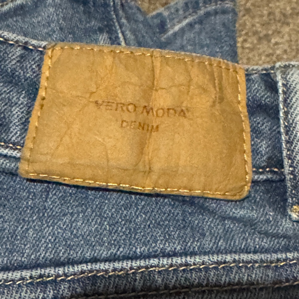 Vero Moda Classic Blue Women's Jeans - Picture 7 of 9
